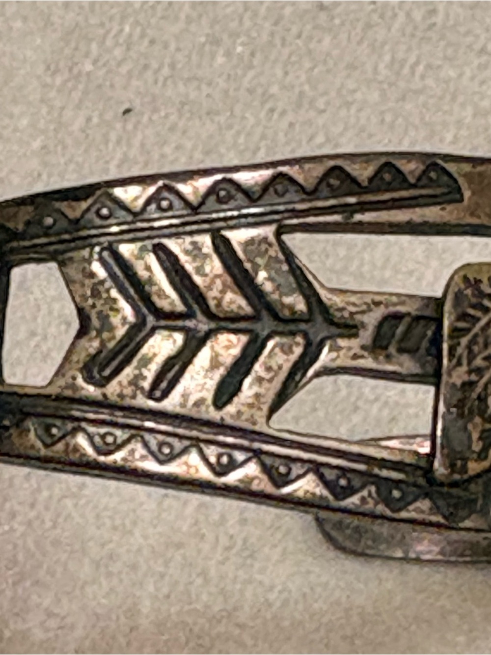 Vintage Southwestern Silver Tone Thunderbird Arrow Cuff Bracelet - Picture 4 of 15